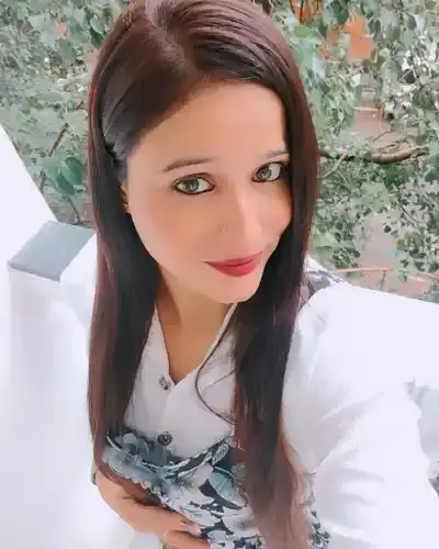Call Girls in Mahroni