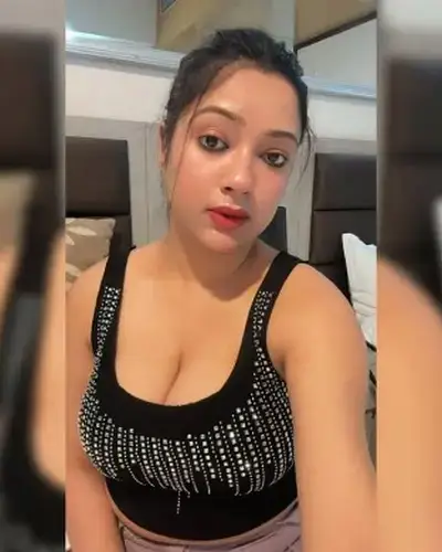 Call Girls Service Mahroni