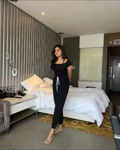 Mahroni Call Girl Service
